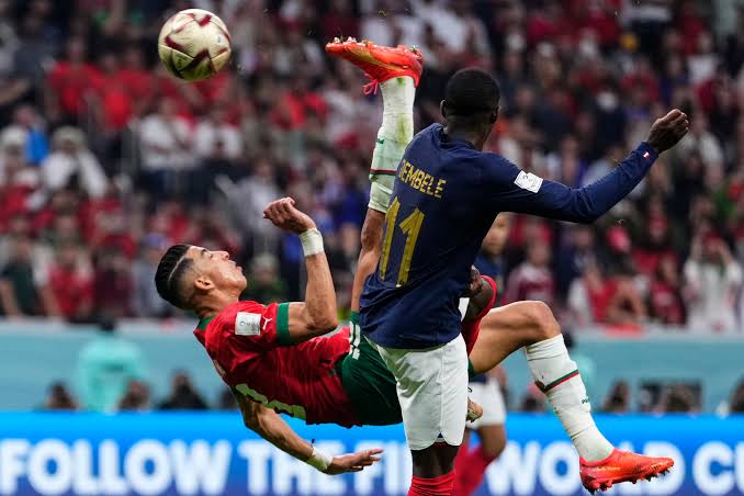 مقصية رائعة داخل منطقة ال18 لمنتخب المغرب سددها اللاعب جواد الياميق أمام منتخب فرنسا في نصف نهائي كأس العالم 2022 قطر 