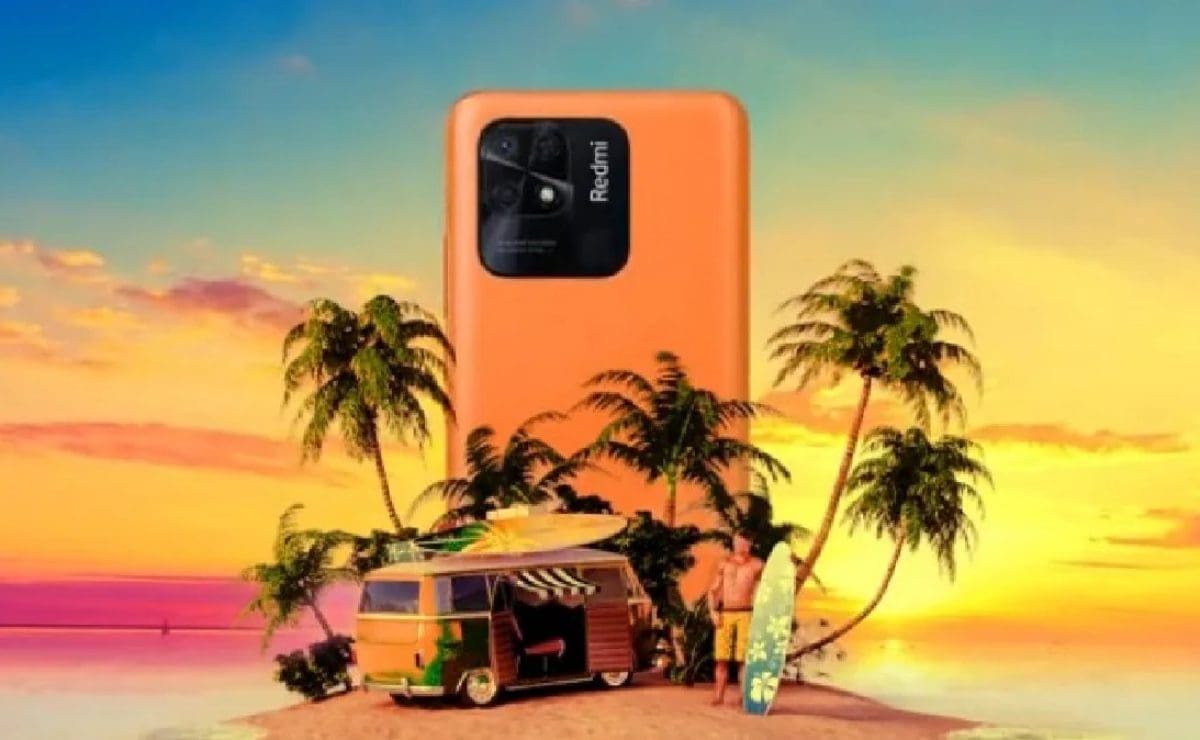 إصدار طراز Redmi 10 Sunrise باللون البرتقالي مع امسة نهائية تشبه الجلد