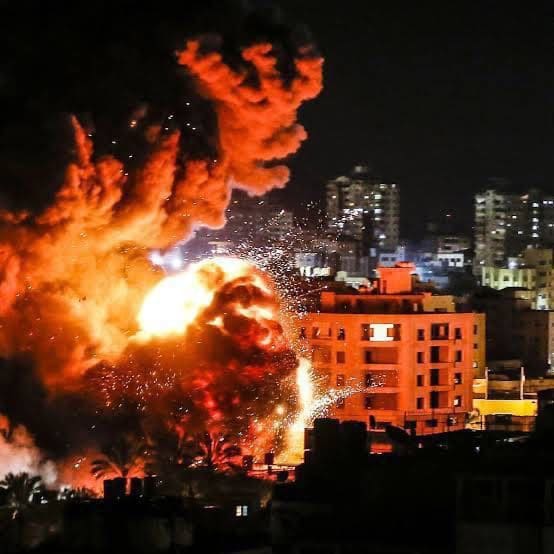 إسرائيل تستمر في شن غاراتها على القطاع وحماس: العدوان ضد القدس وغزة لم يفتّ في عضد شبابنا الثائر