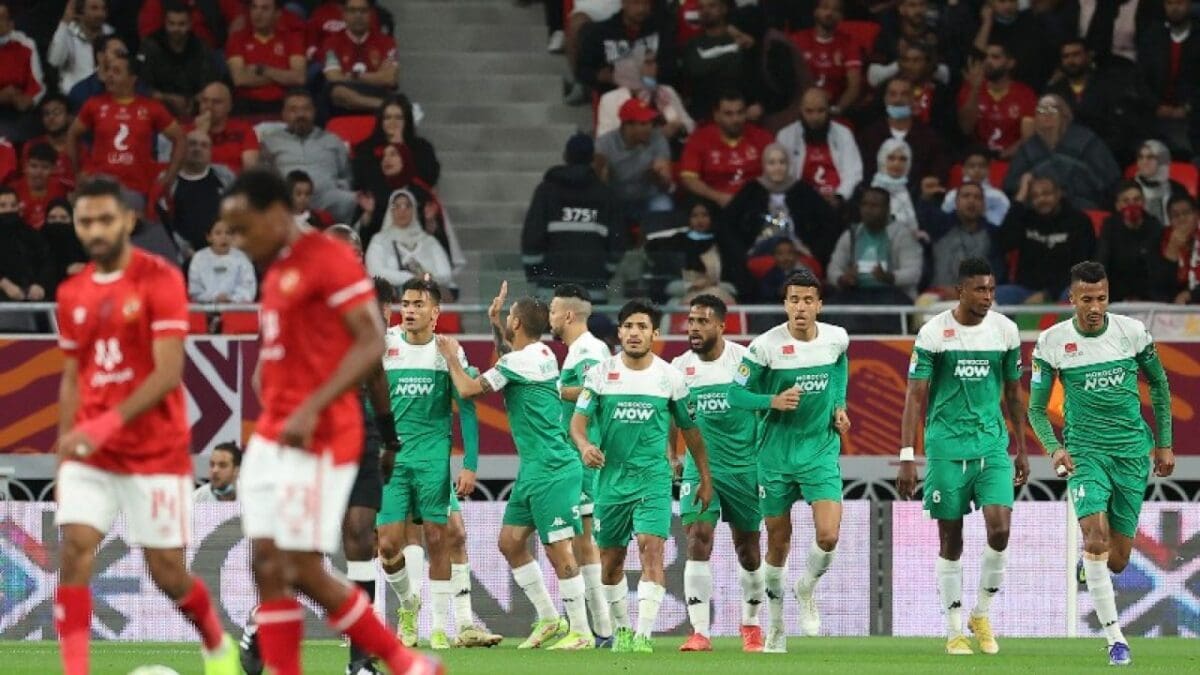 موعد مباراة الأهلي والرجاء المغربي وتردد القنوات الناقلة للمباراة