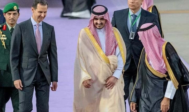 الرئيس الأسد يصل إلى جدة للمشاركة في القمة العربية