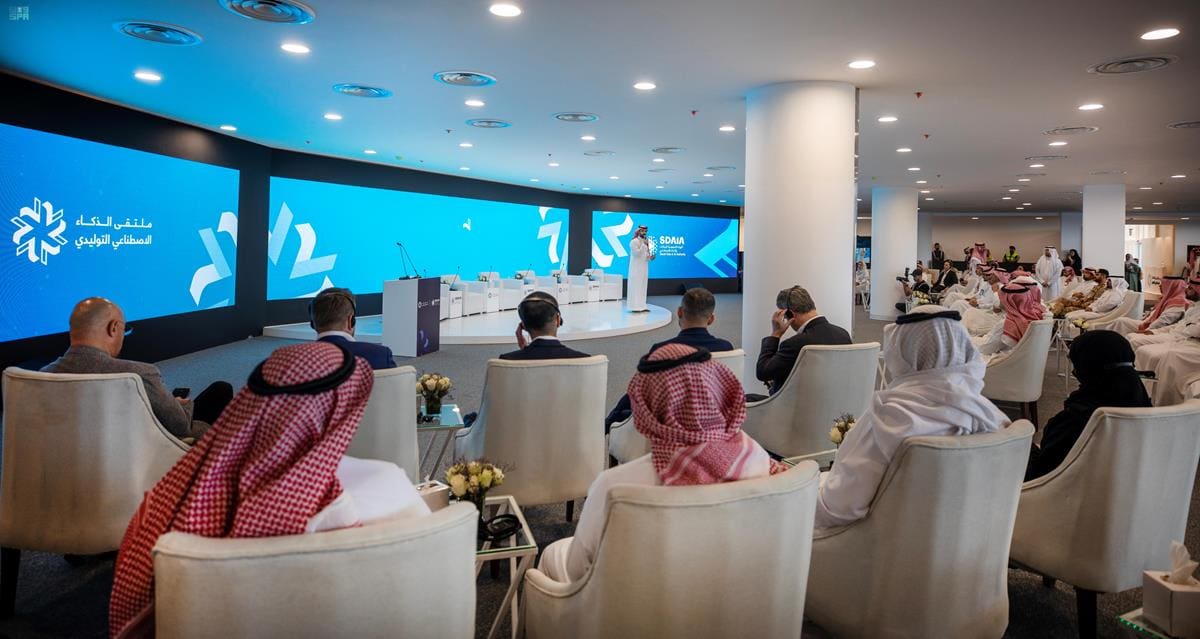 رسميًا| تعاون سعودي لتطوير أول نموذج ذكاء اصطناعي باللغة العربية في العالم