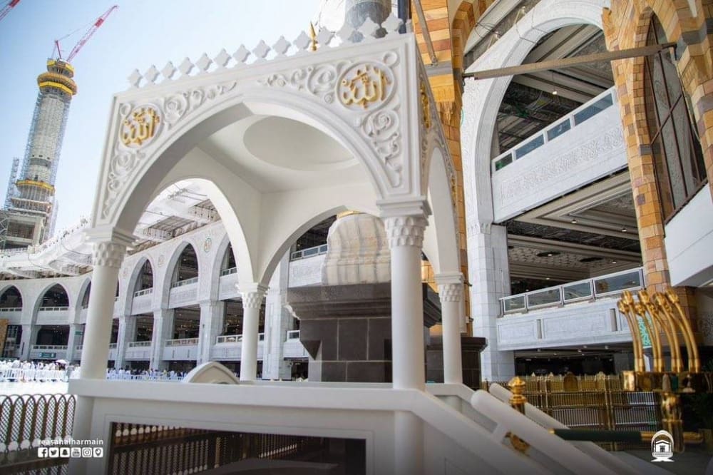 منبر جديد لخطبة الجمعة في المسجد الحرام