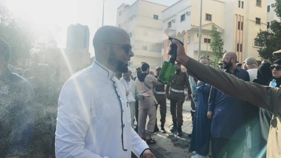 عمر الحنبلي: رجال الأمن بمكة المكرمة يخدمون الحجاج بمنتهى الحب والرغبة