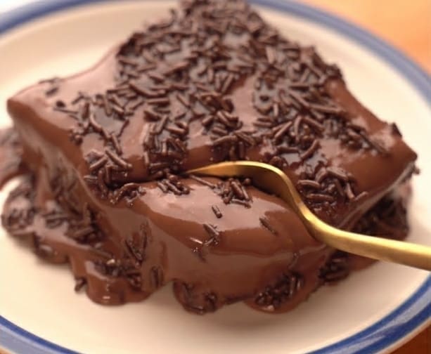 طريقة عمل كيكة الشوكولاتة