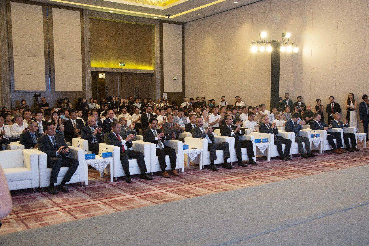 جانب من حضور ملتقى الأعمال السعودي الصيني في بكينمصدر الصورة: الصفحة الرسمية لوزير الشؤون البلدية والقروية والإسكان على تويتر