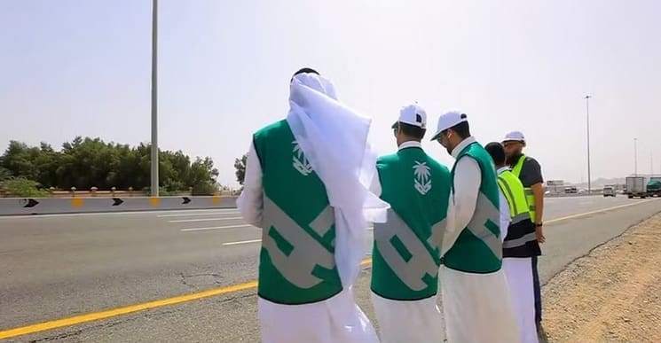 بدء أعمال صيانة طريق ديراب في منطقة الرياض.. العامة للطرق تكشف التفاصيل