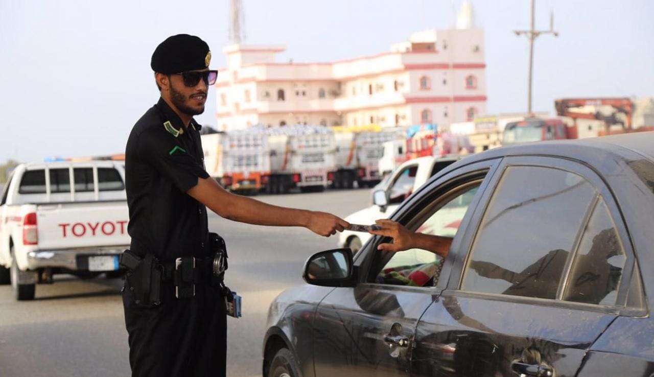 عاجل المرور السعودي يحذر من مخالفة جديدة غرامتها تصل إلى 900 ريال