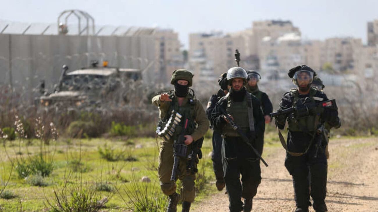 صورة لجنود الإحتلال الإسرائيلي بالضفة الغربية المحتلة _ المصدر: elnashra