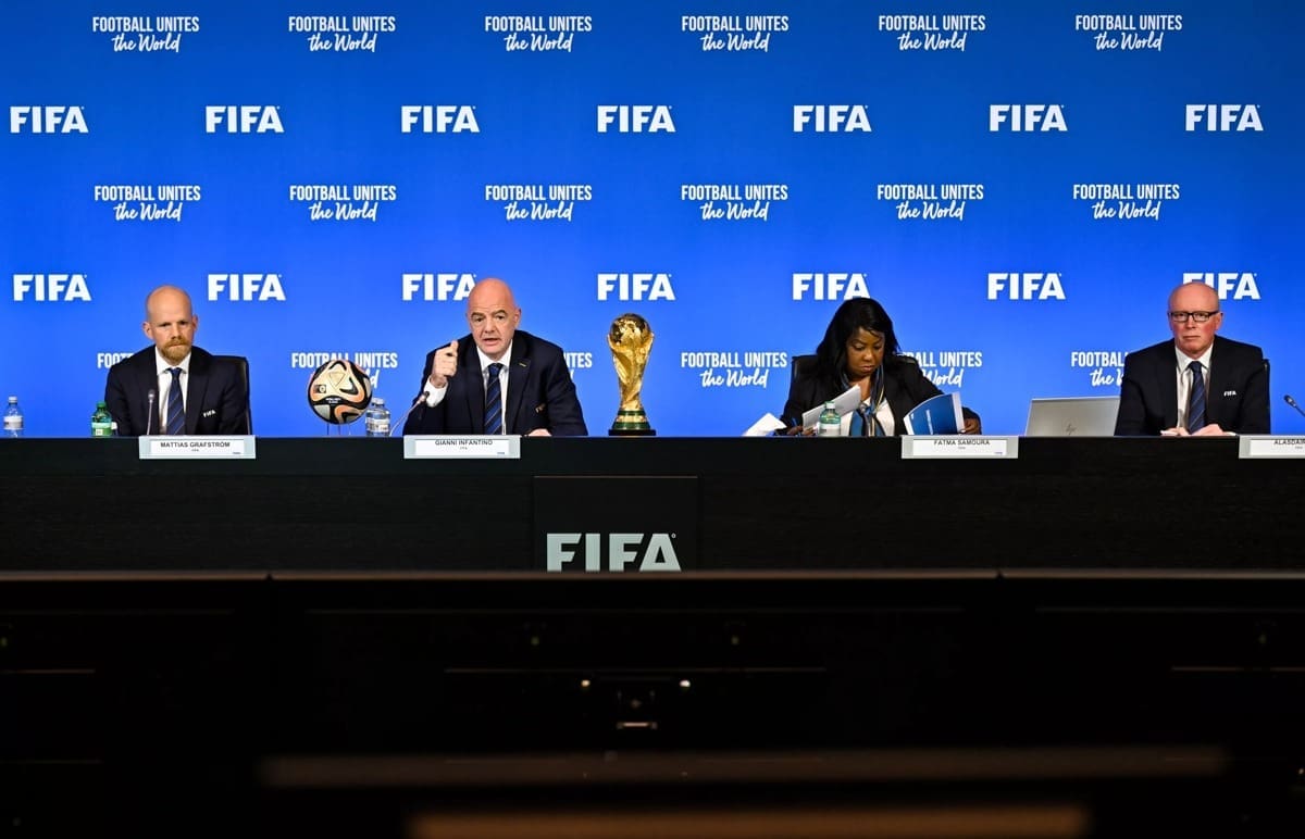 مجلس الفيفا خلال اجتماعه رقم 25 يوم الأربعاء 4 أكتوبر لاتخاذ قرار بشأن استضافة كأس العالم لكرة القدم 2030 - مصدر الصورة: موقع الفيفا الرسمي.