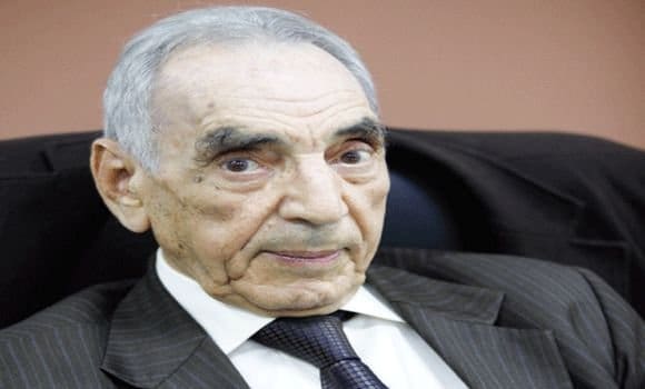 وفاة الأكاديمي والناقد الأدبي الجزائري عبد المالك مرتاض