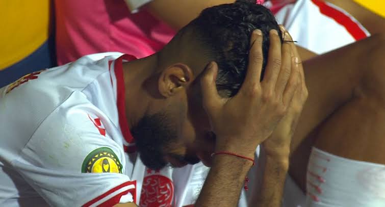 صورة أرشيفية لحسرة لاعبي نادي الوداد البيضاوي المغربي _ المصدر: كورة 365