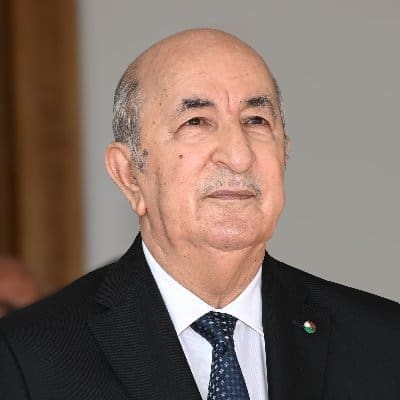 الرئيس الجزائري يعزي في عبد المالك مرتاض