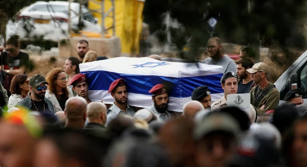 مسؤول يصدم إسرائيل ويكشف عدد جنودها المقبورين في يومين