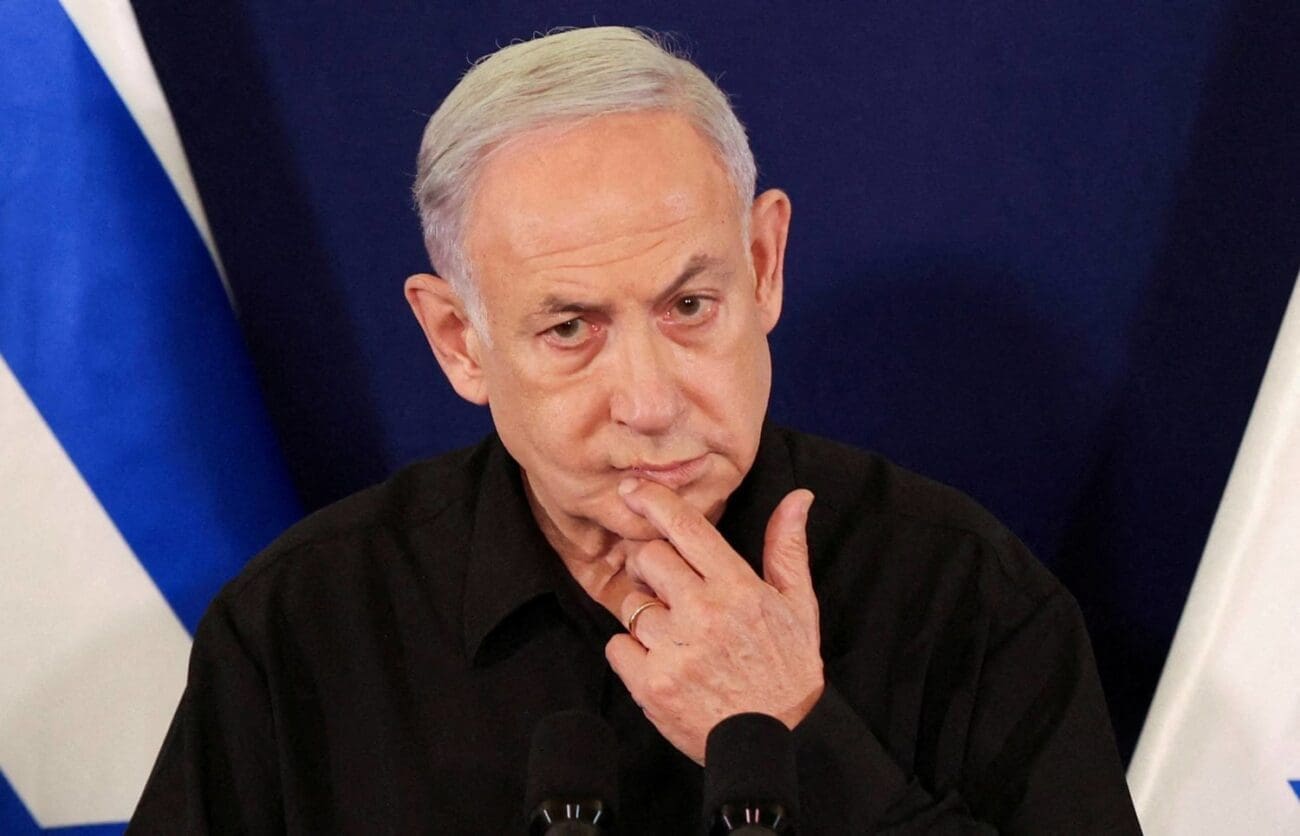 وزير إسرائيل يصدم العالم بعد كشفه عن إمكانية ضرب غزة بقنبلة نووية.. ماذا رد نتنياهو عليه؟