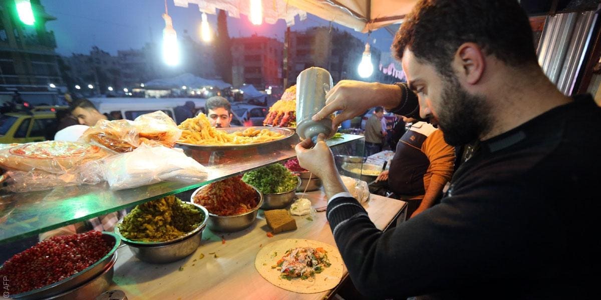قصة حملات المقاطعة للمطاعم السورية في مصر على تويتر