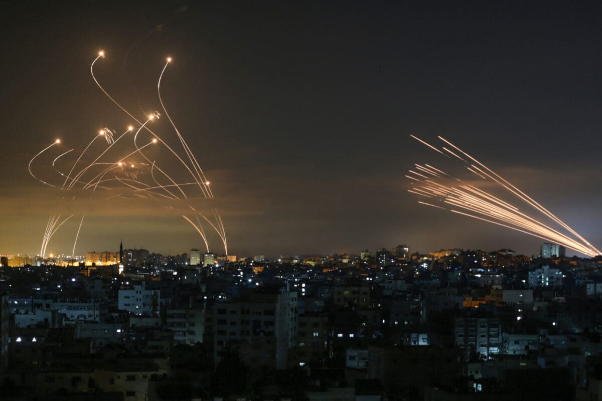 المقاومة في العراق وسوريا تستهدف العمق الإسرائيلي بالطائرات المسيرة والصواريخ
