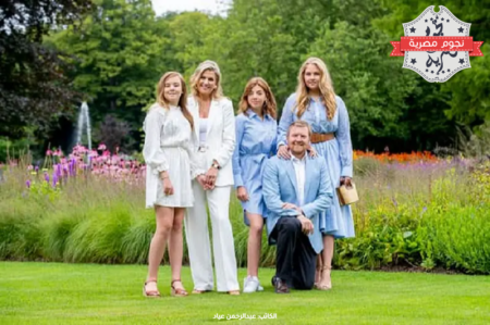 الأميرة أماليا مع والديها وشقيقتيها الأميرتين أليكسيا وأريان