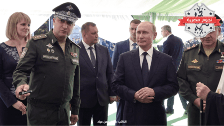 نائب وزير الدفاع الروسي تيمور إيفانوف مع الرئيس الروسي بوتين