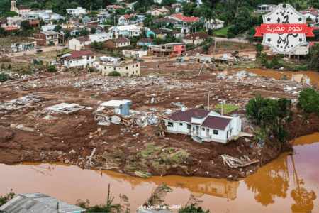 مشهد جوي يُظهر تضرر منازل بسبب الفيضانات في ولاية ريو غراندي دو سول البرازيلية